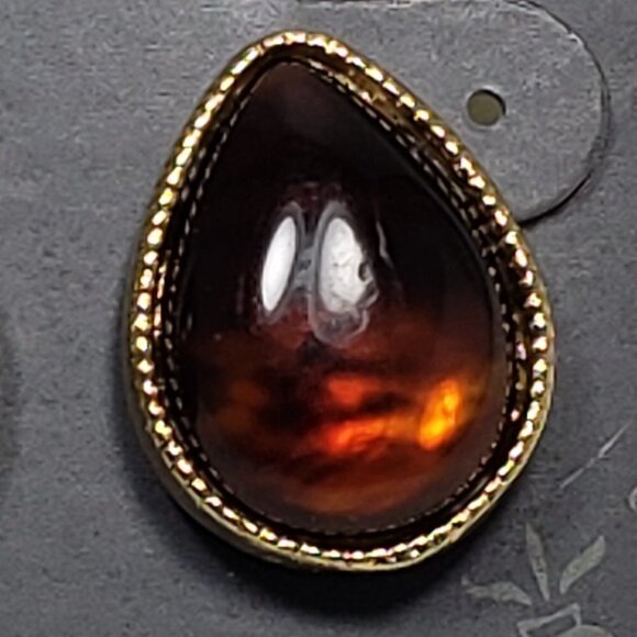 2/$30 Dainty Gold tone & Stone TearDrop Design 0.6" Stud Earrings - Jewelry - Picture 4 of 8